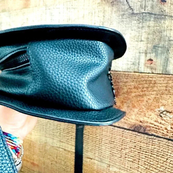 Sold Out Rare Melt Cosmetics Fatally Yours Heart Crossbody - Picture 7 of 9